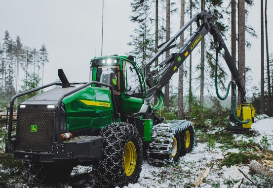 JOHN DEERE medkirtės 1470H.