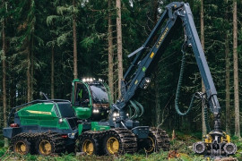 Naujos kartos JOHN DEERE medkirtė – 1270H.